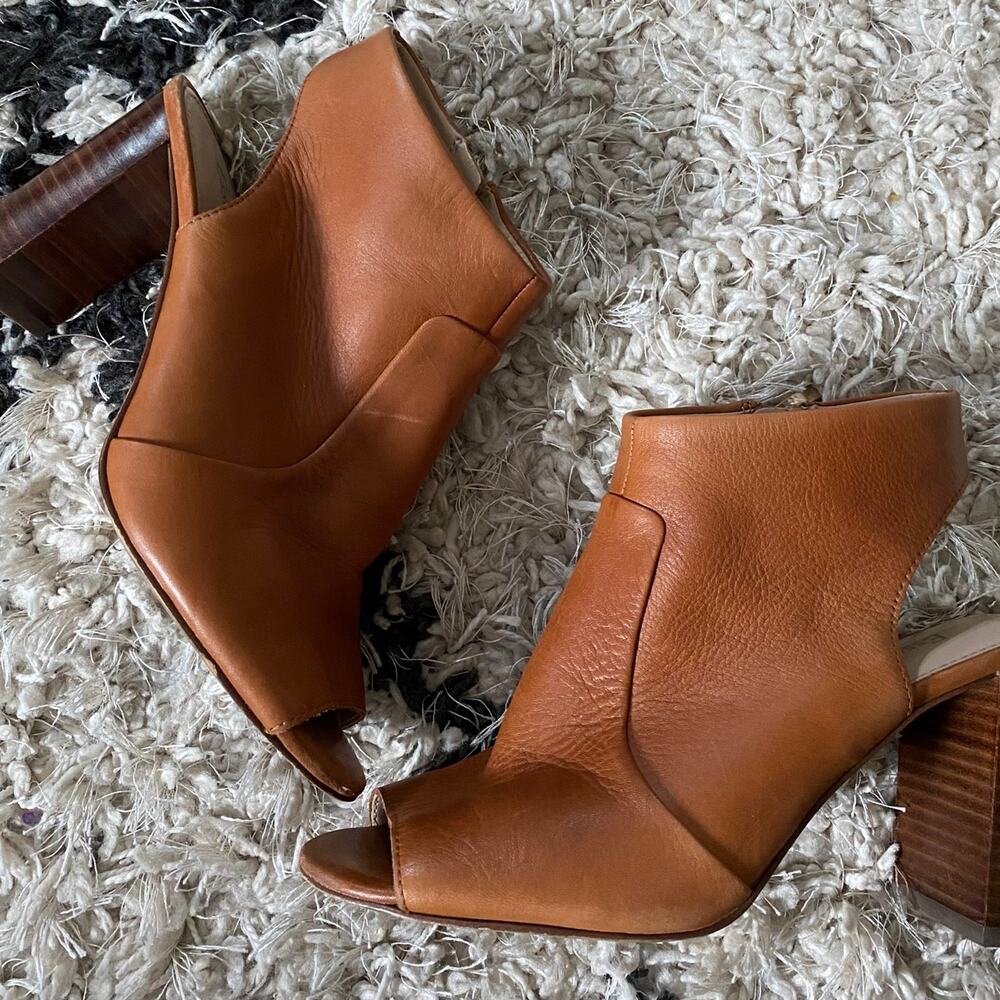 Essex Lane Peep Toe Sling Back Cognac Leather Heeled Booties Women's 6